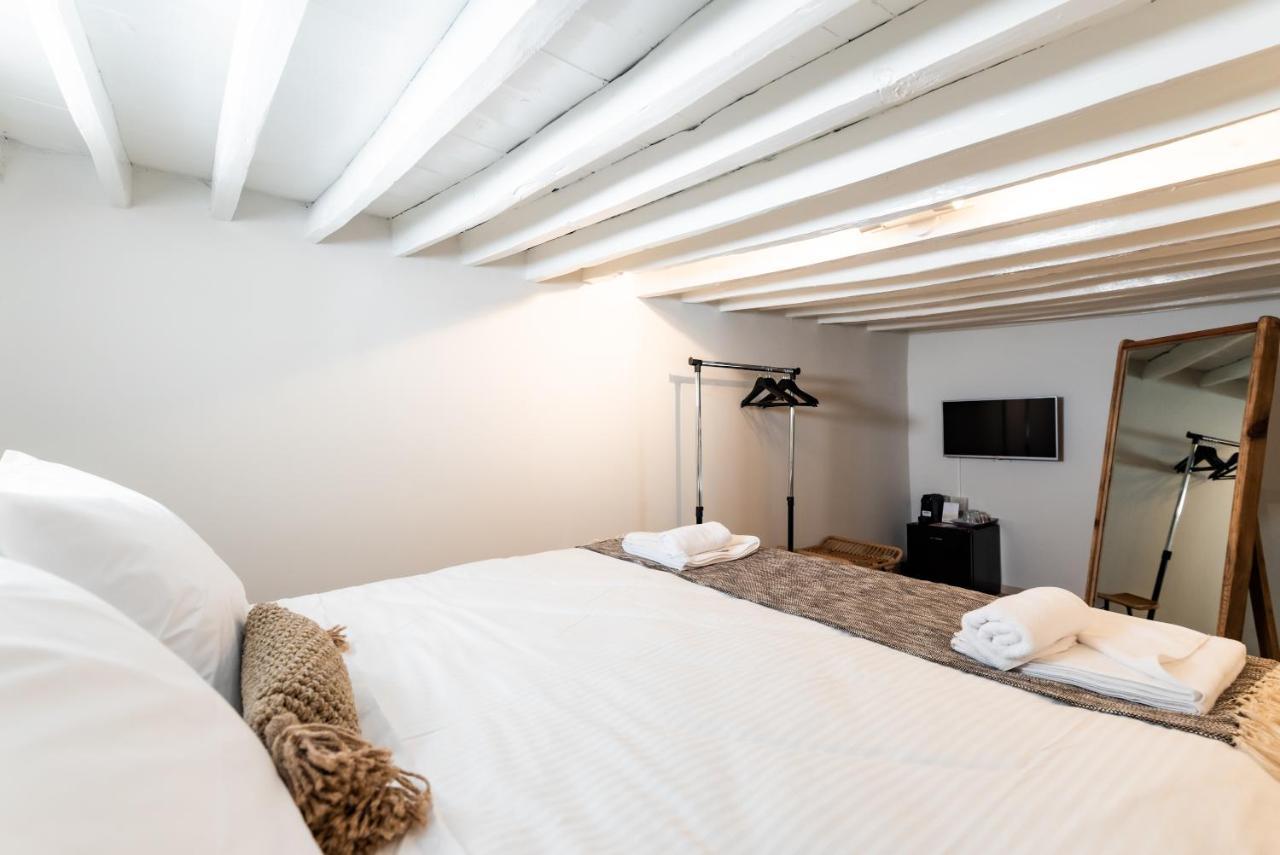 Guru Accommodations Mykonos Town Bagian luar foto